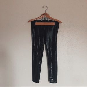 Black shiny leggings